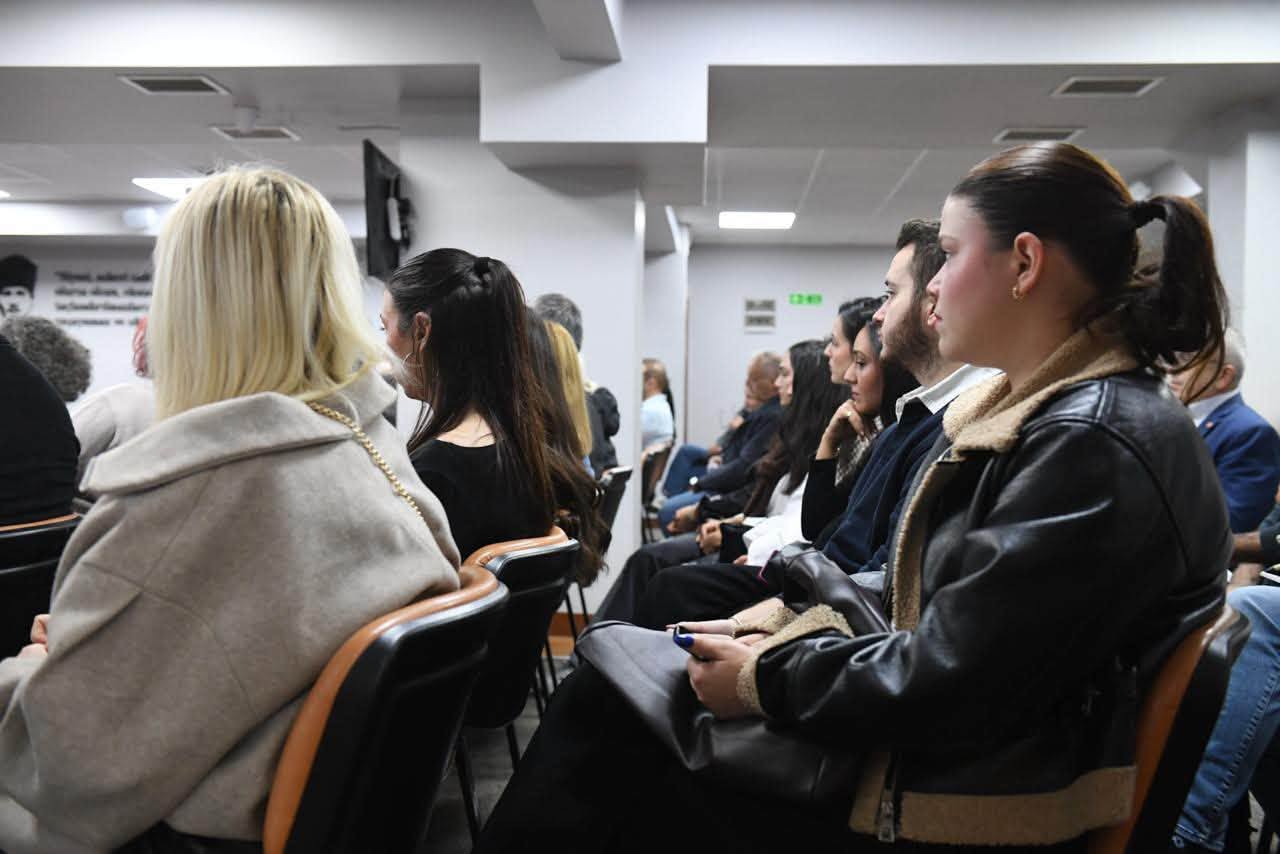 "RAKAMLARIN ÖTESİNDE: GÜVEN, İLETİŞİM VE İTİBAR YÖNETİMİ SEMİNERİ" GERÇEKLEŞTİRİLDİ görseli 7